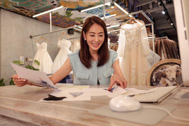 賈永婕事業心強，多年來經營婚紗店做得有聲有色，也建立自己的品牌。攝影／李政龍