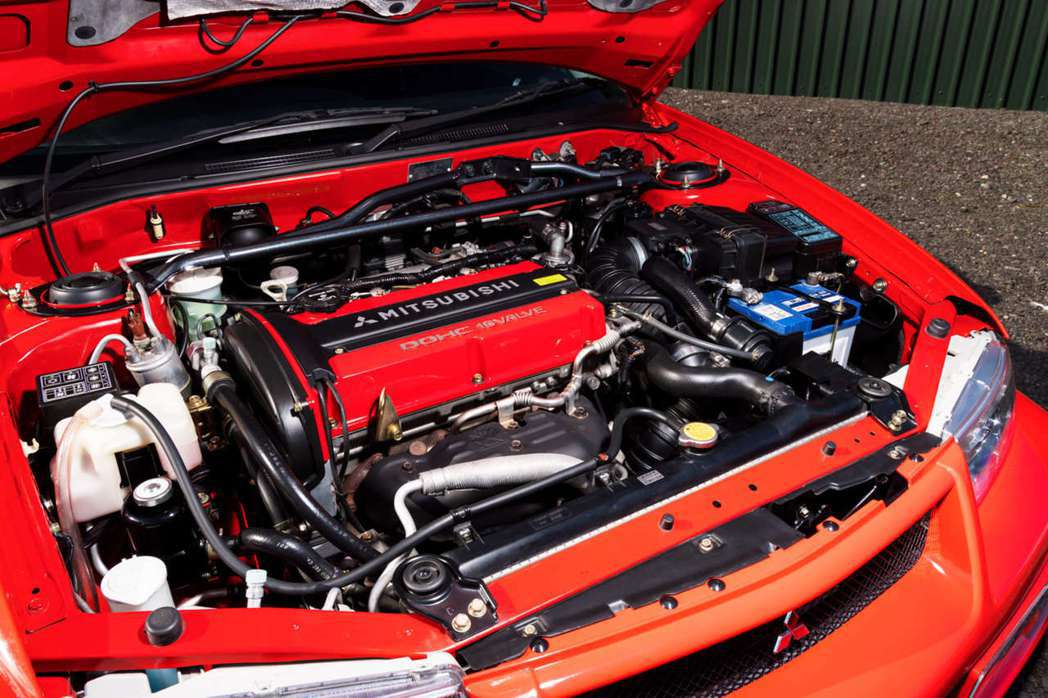 Mitsubishi銘機4G63引擎，2.0T能爆發出280匹馬力。 摘自Car...