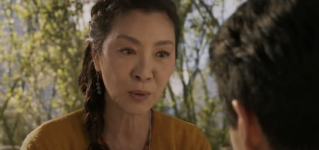 楊紫瓊也有在「尚氣與十環傳奇」飾演要角。圖／迪士尼提供
