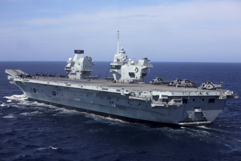 韩媒24日称受疫情影响，英国伊丽莎白女王号航舰打击群取消本月底停靠釜山港的计画。美联社(photo:UDN)