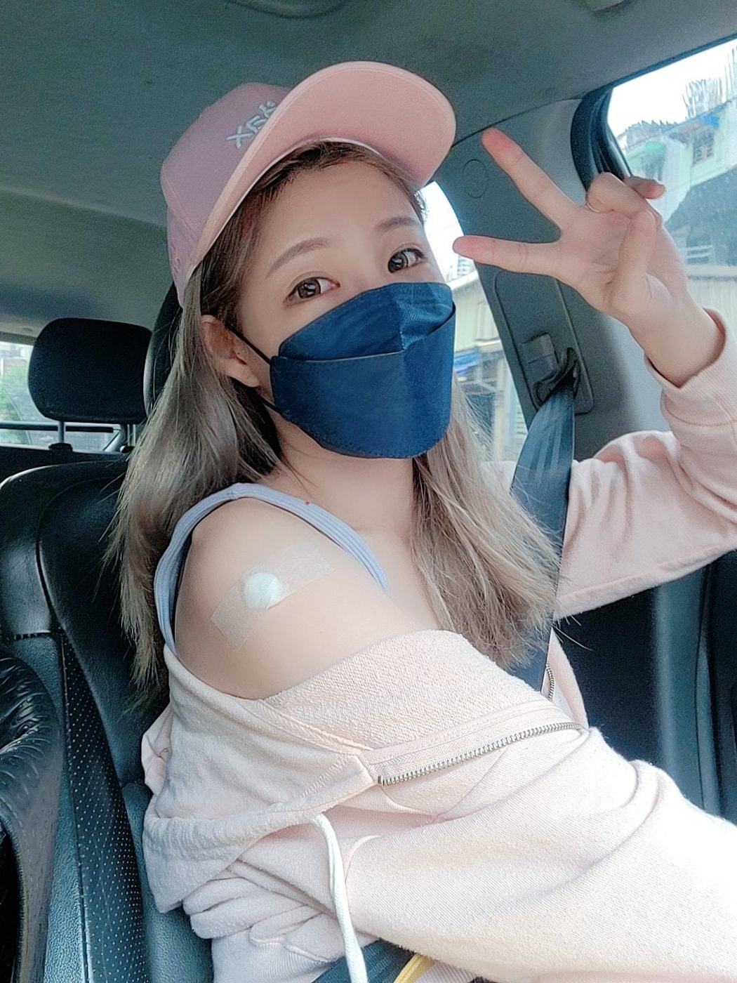 孟慶而透露25日已施打完高端疫苗。 圖／擷自facebook。