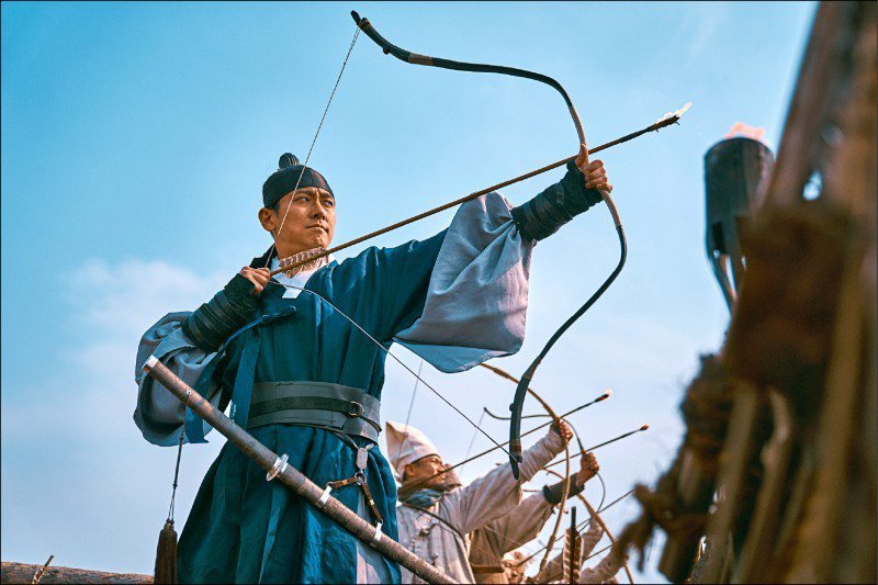 朱智勛檔期太滿，暫無時間回歸「屍戰朝鮮：世子傳」。圖／Netflix提供