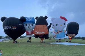 台東熱氣球嘉年華今在鹿野高台辦開幕式，活動將持續到9月12日。記者陳言喬／攝影
