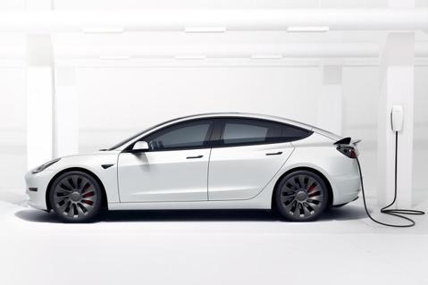 Tesla <u>Model 3</u>超熱賣 成為全球銷售排行前10名車款！