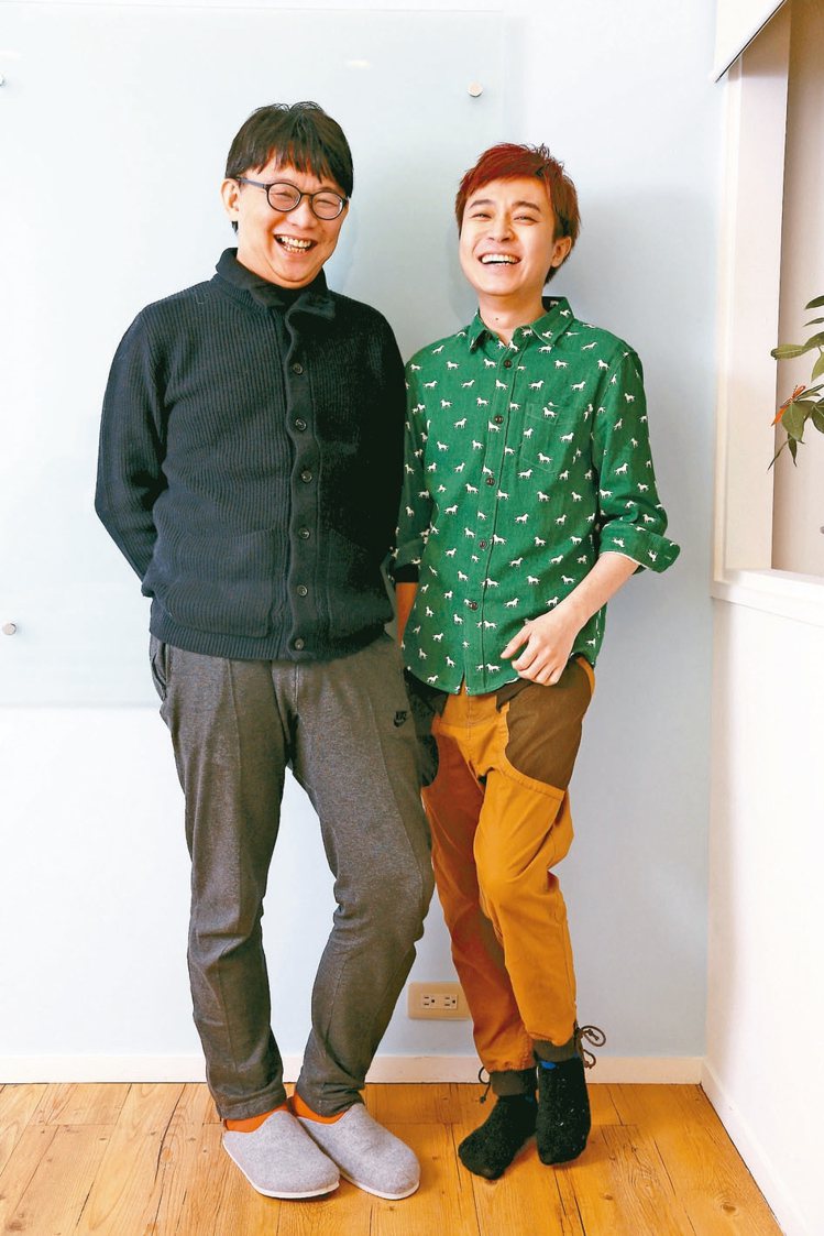 吳青峰(右)因歌曲著作權與恩師林暐哲對簿公堂。本報資料照片