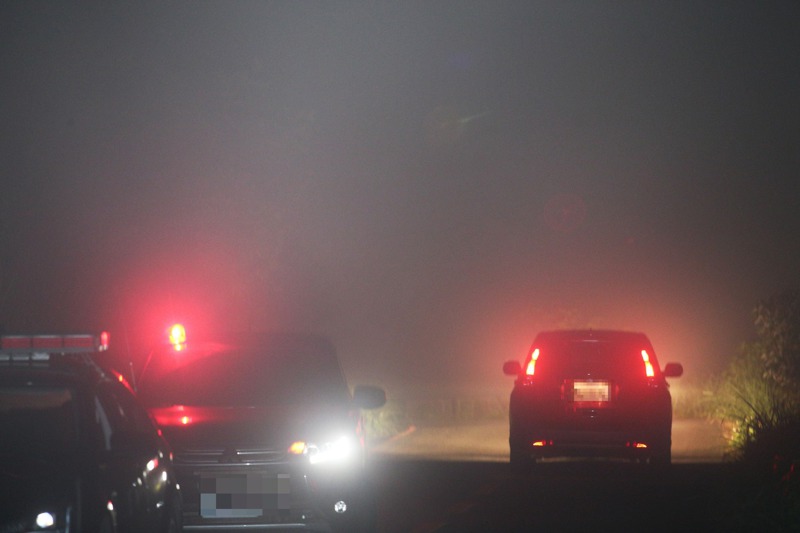 開車上路，關於車輛燈光何時開，何時關，是門學問，不少車主對於霧燈使用，一知半解，往往因此吃上罰單。圖／聯合報系資料照片