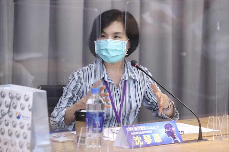 泛視神經脊髓炎專家會議於八月卅一日舉行，台灣神經免疫疾病協會代表沈琴惠分享經驗。...