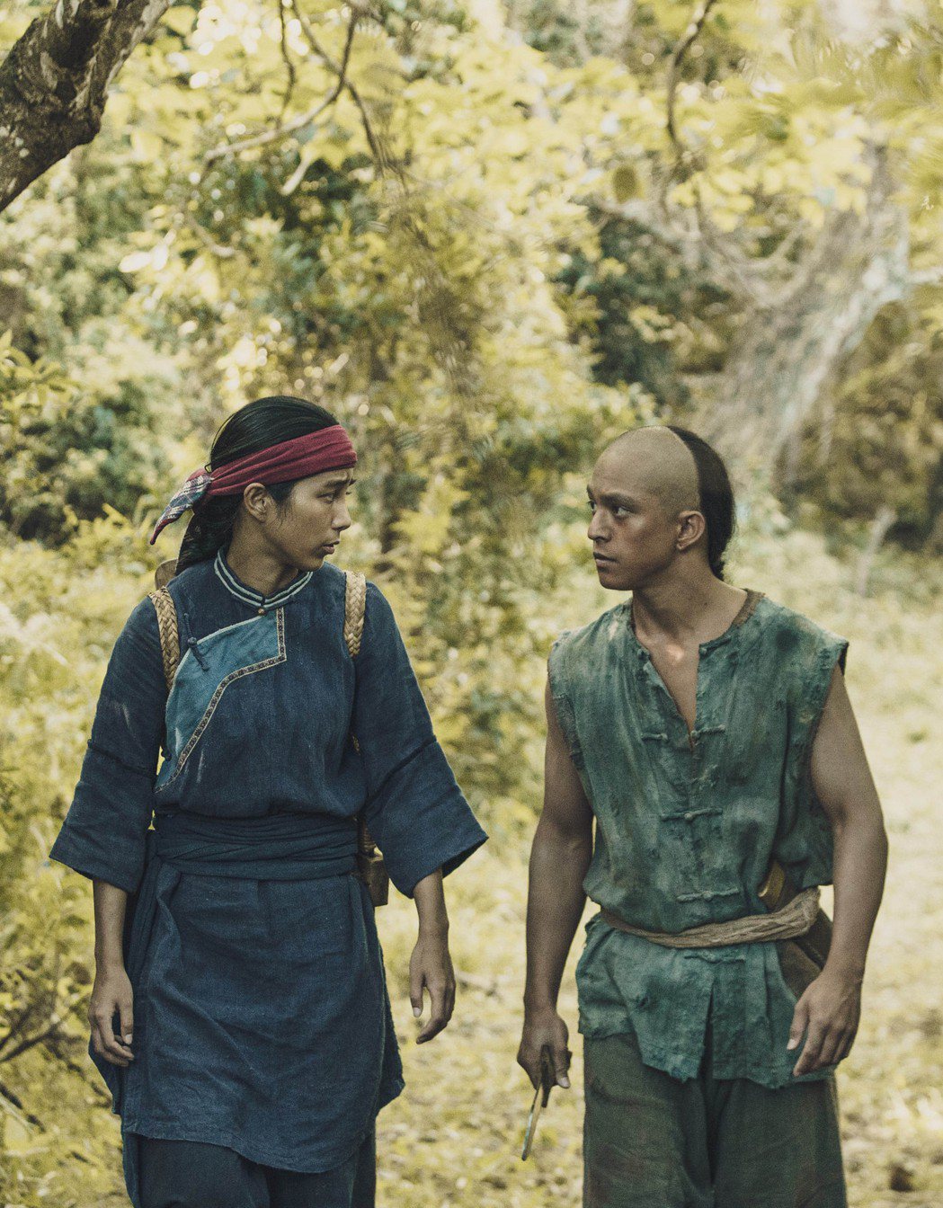 温貞菱（左）、黃遠在「斯卡羅」中飾演姐弟。圖／公視提供