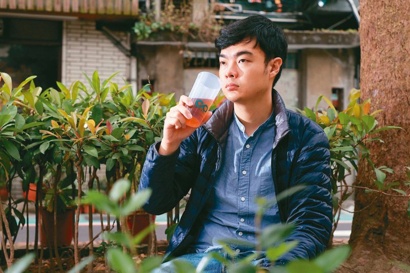青瓢社會企業共同創辦人林志龍希望未來的台灣，可以減少一次性餐具的使用。記者林伯東／攝影
