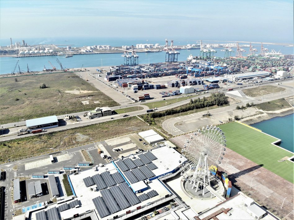 身為台灣第二大港口的台中港特區，在海運吞吐量激增下，將帶動區域商圈發展。業者提供