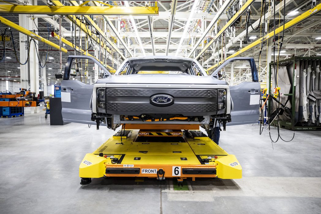 Ford F-150 Lightning純電皮卡預計將在2022年春季正式上市。...