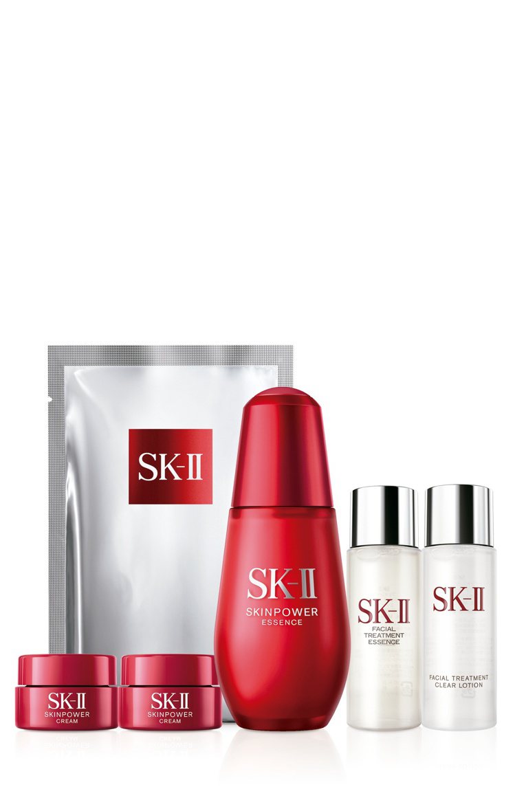 SK-II肌活精萃特惠組：肌活能量精萃50ml、青春露30ml、亮采化粧水30ml、肌活能量活膚霜2.5g*2、青春敷面膜1片，建議售價5,500元。圖／SK-II提供