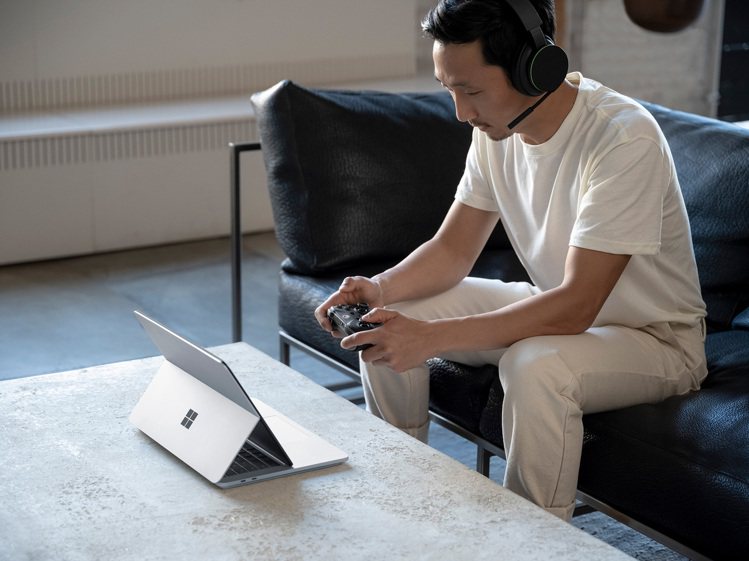 Surface Laptop Studio專為開發人員、專業創意工作者、遊戲玩家...