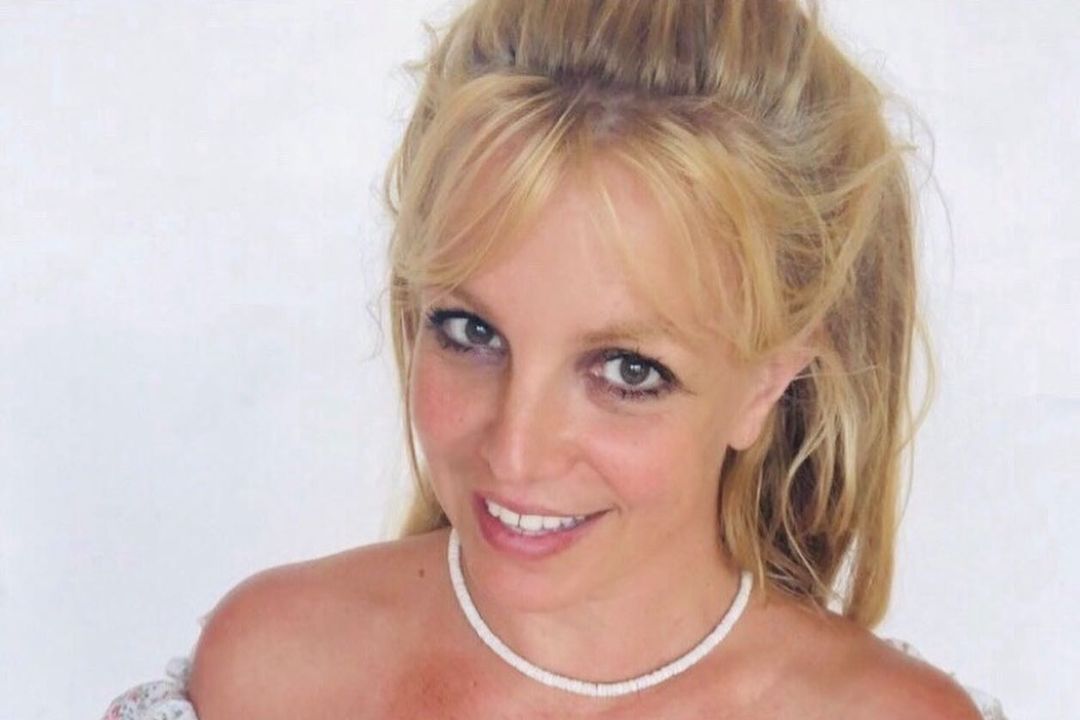 美國流行樂歌手「小甜甜」布蘭妮（Britney Spears）接受父親史皮爾茲（Jamie Spears）監管至今13年，加州洛杉磯法官今天判定，史皮爾茲暫停擔任她事業監管人角色。洛杉磯高等法院法官...