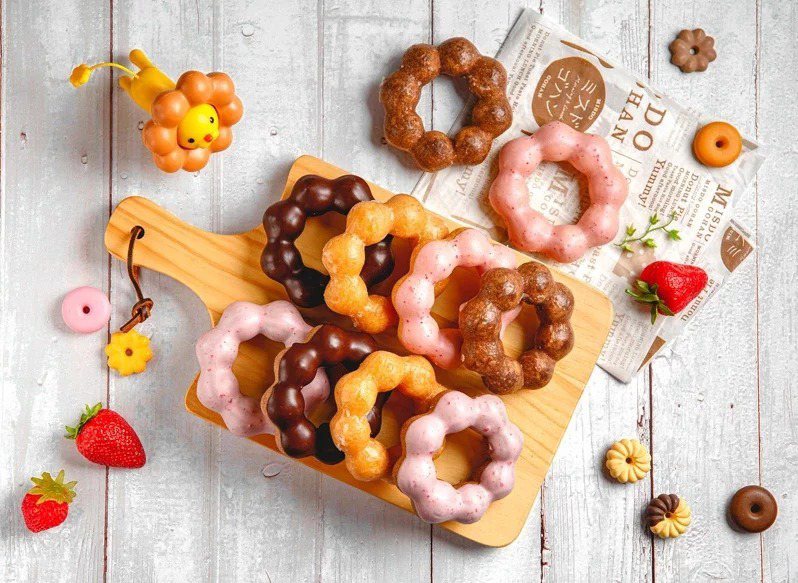 Mister Donut推出10個甜甜圈／點心299元的限時優惠。圖／Mister Donut提供