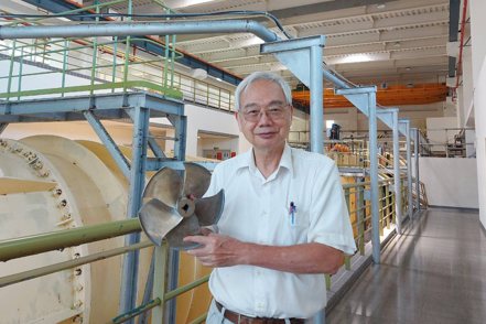 海大柯永澤教授設計擴散型端板螺槳大幅降低震動噪音，獲科技部傑出技術移轉貢獻獎。 海大/提供