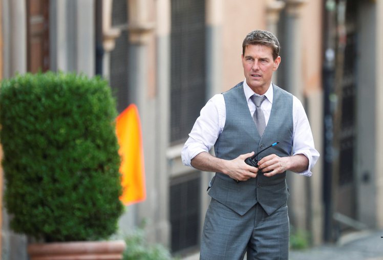 湯姆克魯斯去年在羅馬拍攝「不可能的任務7」時，外表還英挺帥氣。（路透資料照片）