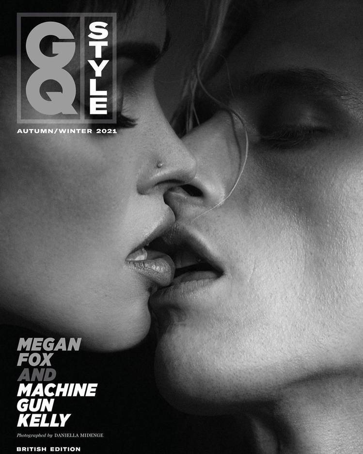 梅根福克斯（左）與男友機關槍凱利一同登上男性時尚雜誌《GQ Style》。圖／摘...