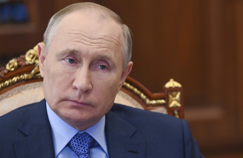 英媒爆料，俄羅斯總統普亭（Vladimir Putin）指示一名潛伏在英國的間諜竊取AZ新冠疫苗藍圖。美聯社