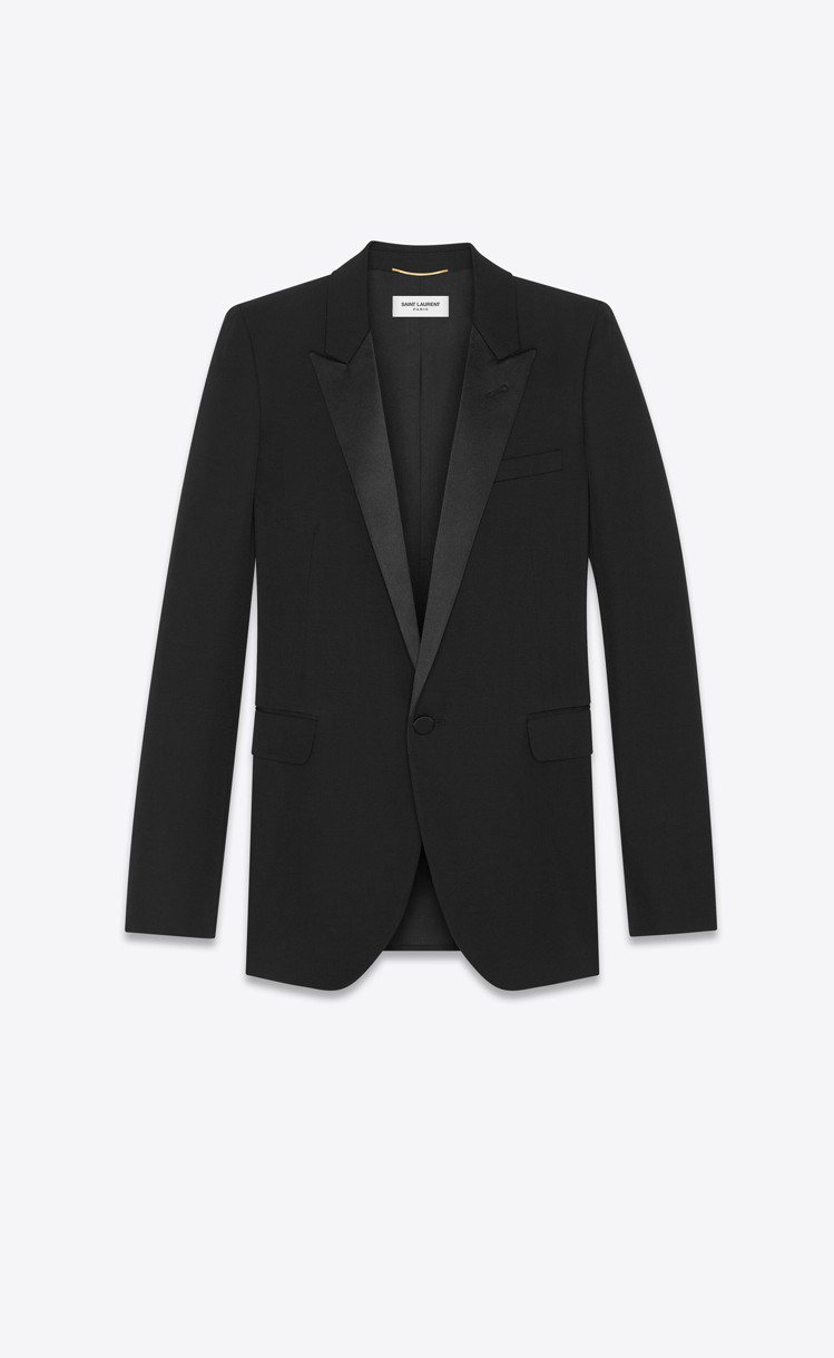 黝黑色單扣經典西裝外套，85,400元。圖／Saint Laurent提供
