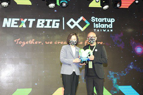多元創新營運模式成台灣創業典範！Gogoro獲頒「NEXT BIG國家新創品牌」殊榮
