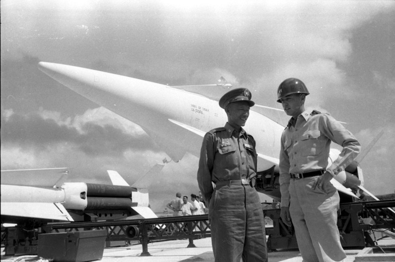 1958年台北市「勝利女神力士型飛彈發射台」完成，邀請中外記者參觀。圖／聯合報系資料照片