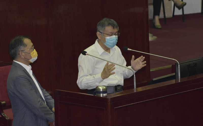 台北市長柯文哲表示，六都接種量能墊底只是因為溝通不良。記者鍾維軒／攝影