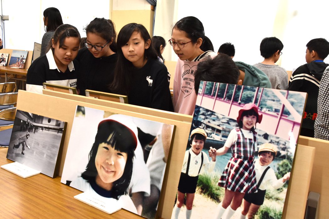 東京的大井第一小學，也展出了橫田滋攝影展，讓學生們認識這段拉至問題的歷史，了解橫...