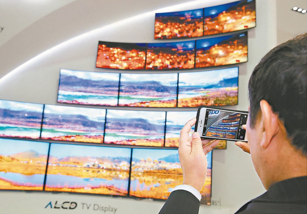 面板專業市調機構Witsview昨（20）日公布10月下旬最新電視面板報價再度大...