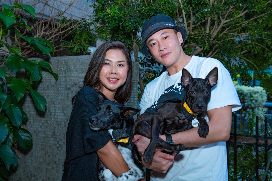 何潤東(右)愛狗和小學同學瑪莉將流浪犬置入劇中。圖／LiTV、HBO GO 提供