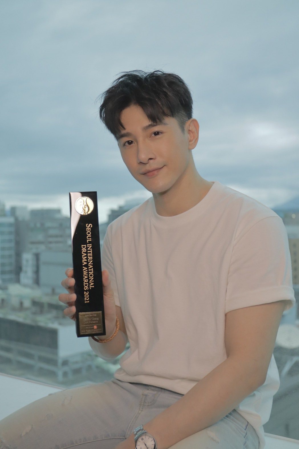 張立昂獲首爾國際電視節亞洲之星獎。圖／群星瑞智提供