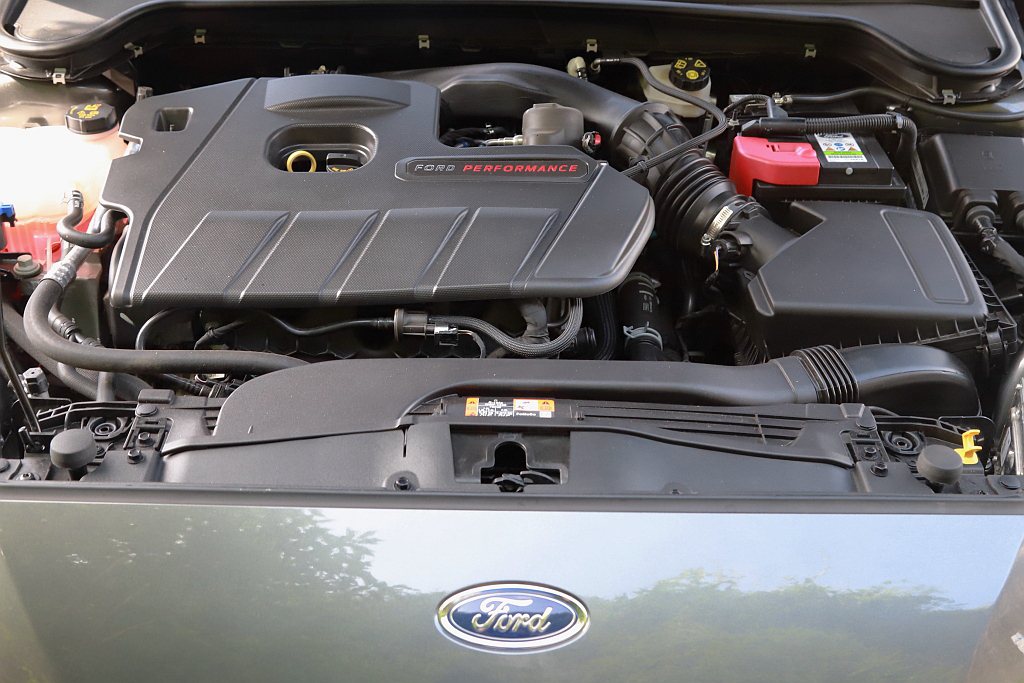 Ford Focus ST 6MT這具「純汽油」2.3L EcoBoost直列四...