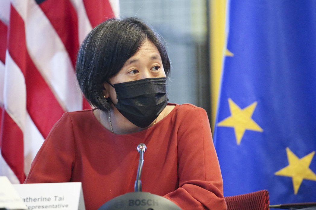 圖為美國貿易代表戴琪（Katherine Tai）於9月底與歐盟代表舉行峰會。 圖／美聯社