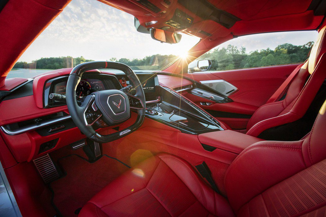 原廠也對Corvette Z06的內裝下了許多功夫。 摘自Chevrolet