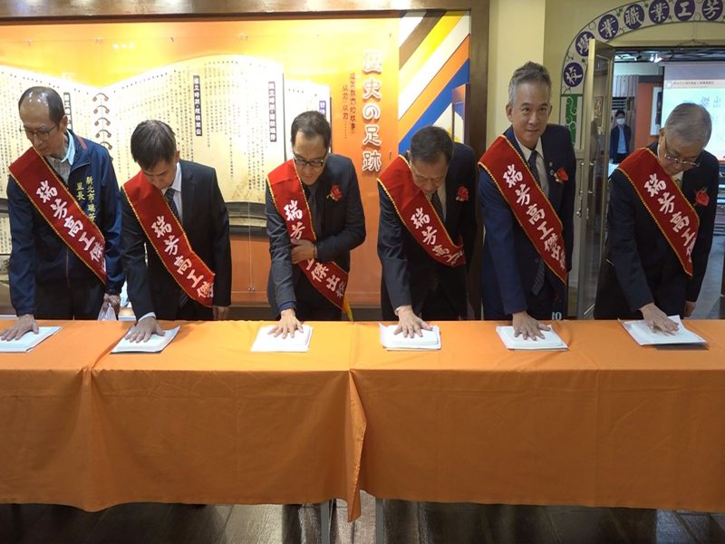瑞芳高工表揚7位傑出校友，有奪下東京帕運銅牌的瑞工體育班畢業的田曉雯。 圖／觀天下有線電視提供