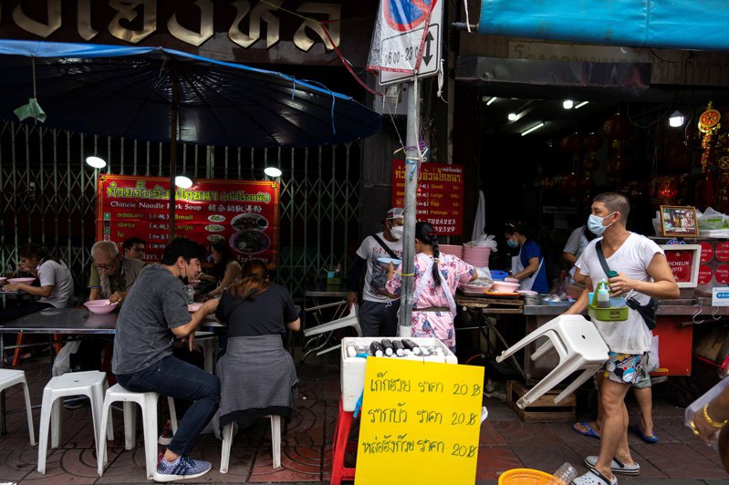 泰國將在11月迎接國際觀光客，完整接種疫苗的台灣旅客可以在曼谷等地的17個泰國政府指定沙盒區域內移動。 路透社