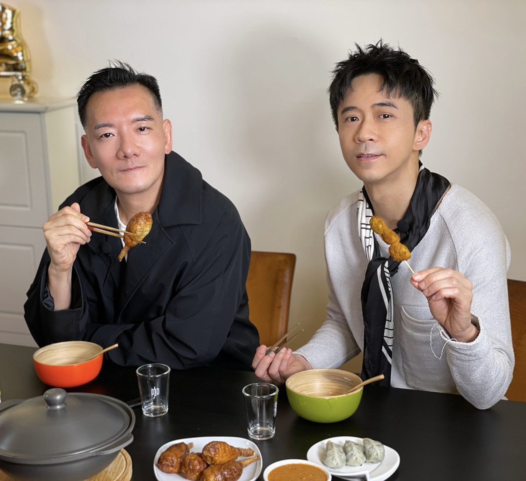 田定豐(左)邀請光良上Podcast「安眠書店」。圖／豐田製造提供