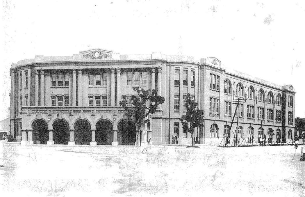 日治時期台北郵便局舊照。 圖／維基共享