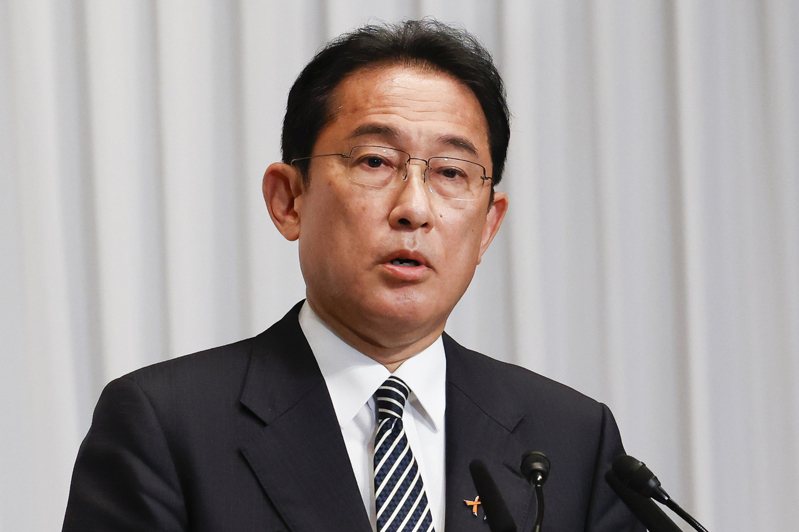日本今天舉行特別國會，第100任首相岸田文雄再度當選為第101任首相。 美聯社