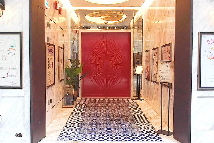 推開紅色大門，進入很不一樣的酒店，充滿懷舊、藝術與體驗。本報資料照片