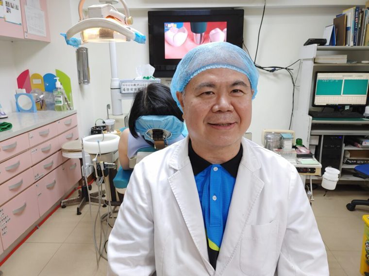 曾明清是台灣牙醫數位轉型領航者。（圖／曾明清提供）