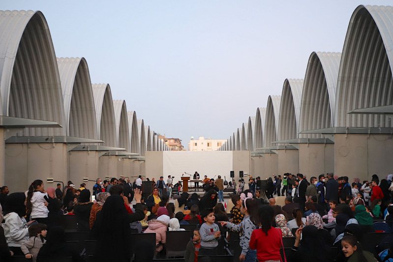 台灣－雷伊漢勒世界公民中心13日舉行落成週年晚會，安排敘利亞和土耳其樂團演出。活動吸引數以百計當地居民參與。中央社