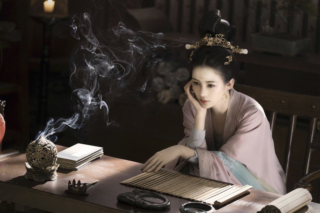 趙櫻子在「長安諾」中飾演「北境第一美女」賀蘭茗玉。圖／中天娛樂台提供