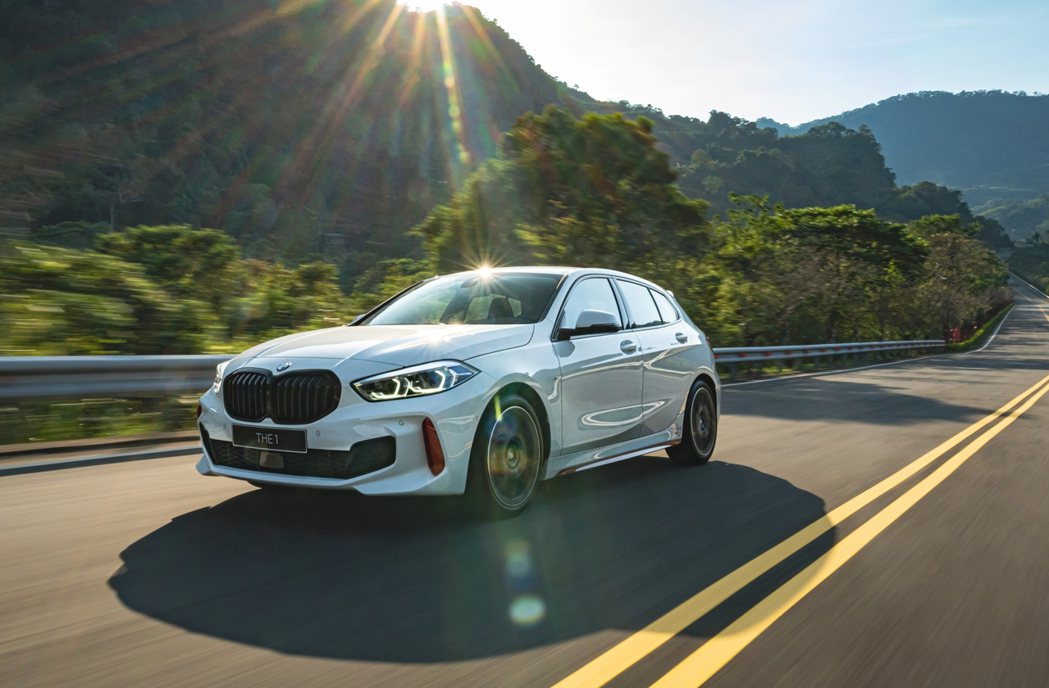 BMW正式發表全新BMW 128ti性能掀背，建議售價為新台幣212萬元。 圖／...