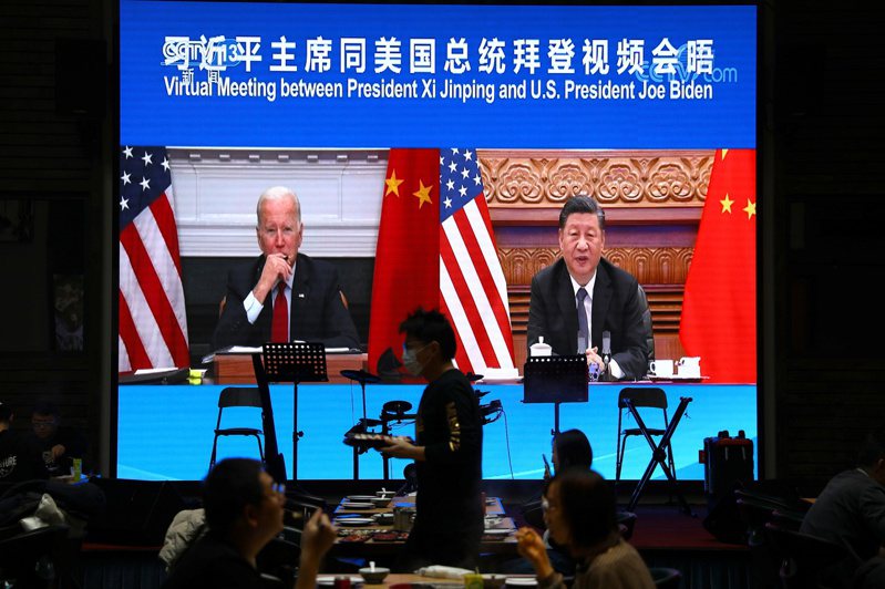 美國總統拜登15日與中國國家主席習近平舉行三個半小時視訊峰會。 路透社
