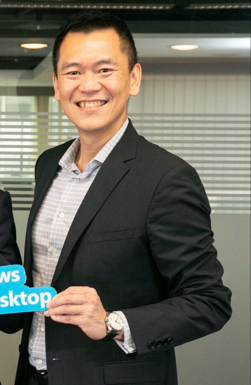 台灣微軟大型企業商務事業群總經理卞志祥表示，微軟給出ESG零碳政策吸引金控業者合...