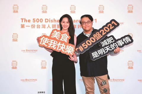 「500盤」名單揭曉，評審蔡康永（右）現身晚宴。圖／500盤採訪團隊攝影
