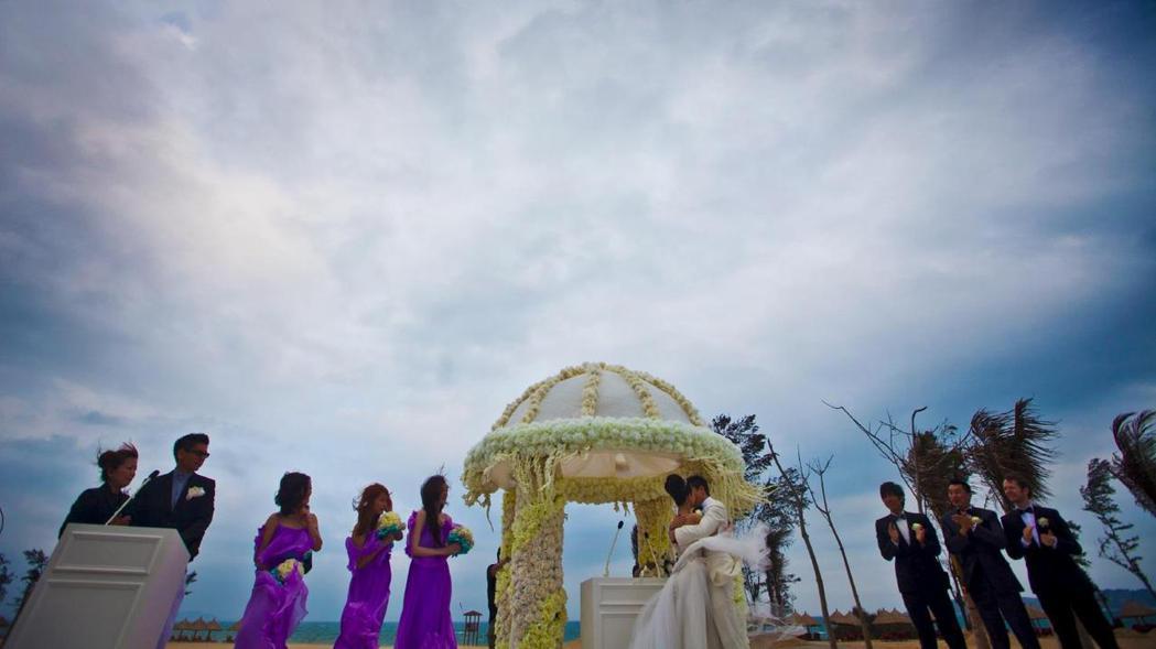 大汪婚禮在海南島風光舉行。圖╱大S提供