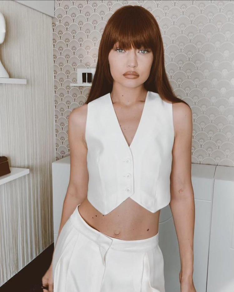 超模Gigi Hadid詮釋H&M永續時尚設計系列服飾。圖／摘自instagram