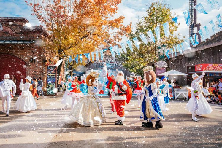 六福村「童話耶誕」11月27日正式飄雪。圖／六福村提供